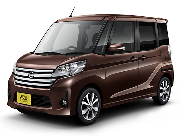 ▲ターボ車以外はアイドリングストップ機能が標準装備。また全車自動車取得税と重量税が優遇されるエコカー減税対象車となる
