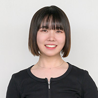 瀬イオナ