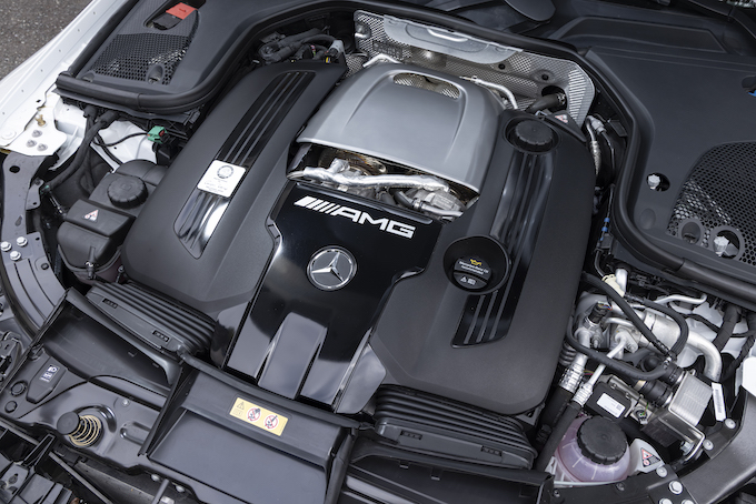 メルセデスAMG GT 63 S Eパフォーマンス 4ドアクーペ