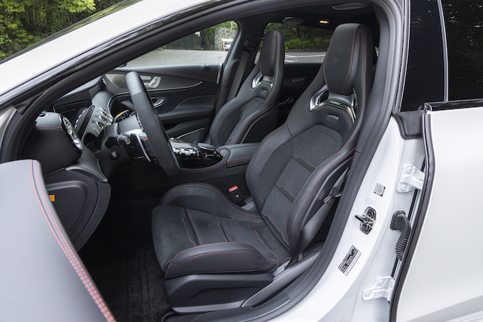 メルセデスAMG GT 63 S Eパフォーマンス 4ドアクーペ