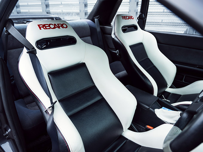 日産 スカイラインGT-R