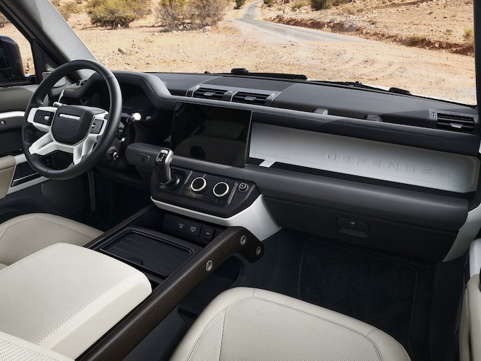 ディフェンダー