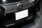 東京モーターショー2011 レクサス GS350／GS450 エンブレム｜日刊カーセンサー