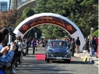 2011年に行われた「トヨタ博物館クラシックカーフェスタ in 神宮外苑」の様子。前回も約100台のクラシックカーが明治神宮外苑に集結した