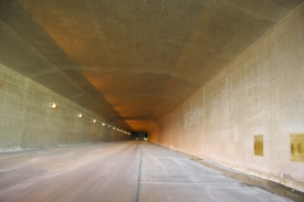 アクアライン 海ほたる トンネル入り口