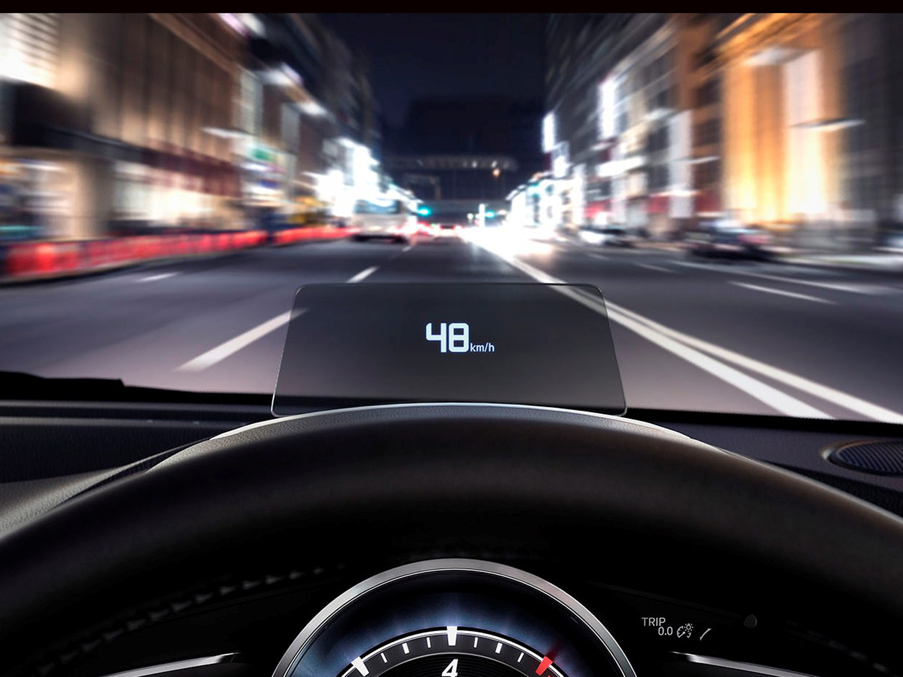 ▲車速やナビゲーションのルート誘導など、走行時に必要な情報を表示してくれるアクティブ・ドライビング・ディスプレイ。視線移動が少なくて済む