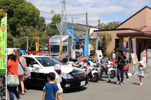 「「親子で楽しむ交通安全フェア」去年の風景