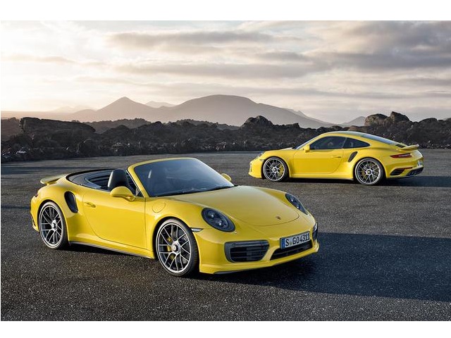 ▲911 Turbo S und 911 Turbo S Cabriolet