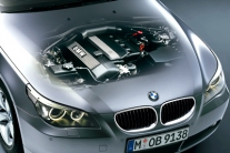 BMW 5シリーズ エンジン｜ライバル車比較