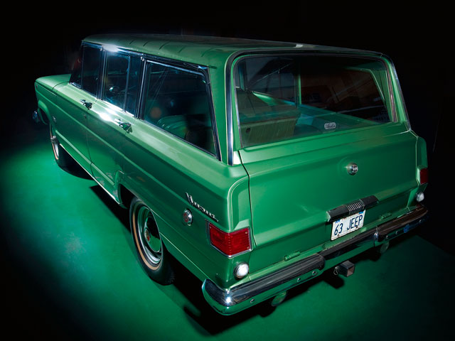 '63 JEEP KAISER WAGONEER