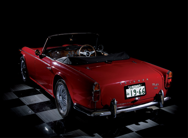 TRIUMPH TR4A　リア