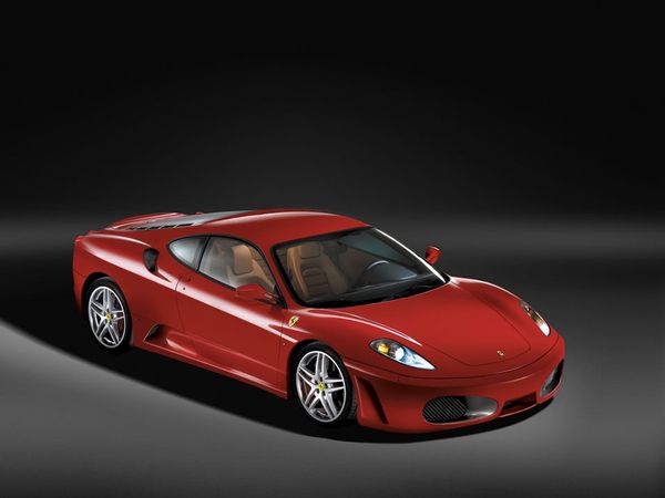 ▲2005年1月に登場した2世代前のV8フェラーリである「F430」