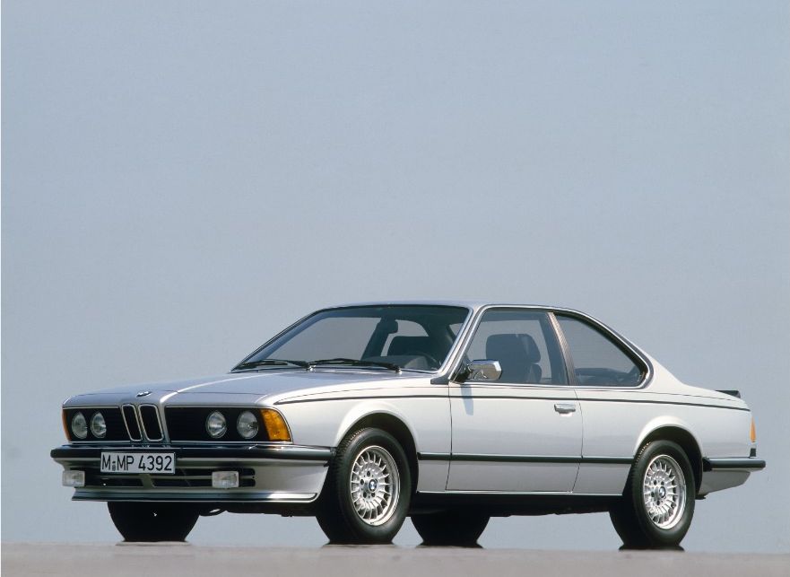▲76年に登場した際は「世界一美しいクーペ」と各方面から評された、E24こと初代BMW 6シリーズ。現在の流通の中心は、トルクフルかつスムーズきわまりない3.5Lエンジンを搭載する635CSi