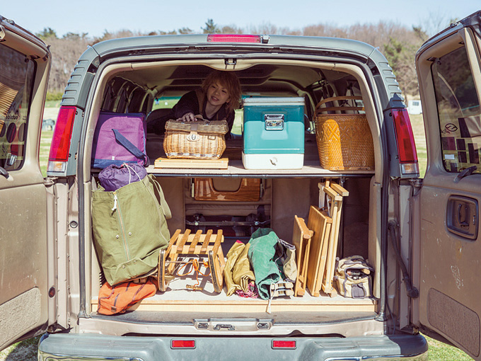 ▲アメリカでは主に商用車として使われている車につき、ラゲージは広い。荷物を多めに積んでも、まだ余裕がある