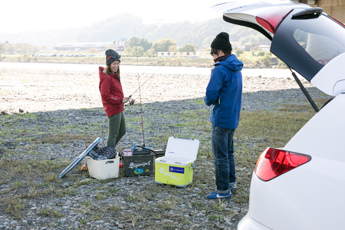 ▲実は釣り好きの筆者。取材を忘れ、ついつい釣り談義に……