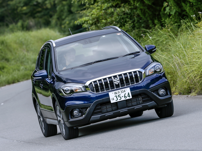 ▲今年7月にマイナーチェンジされたSX4 S-CROSS。フロントデザインなどのエクステリアが変更され、迫力のある外観になった