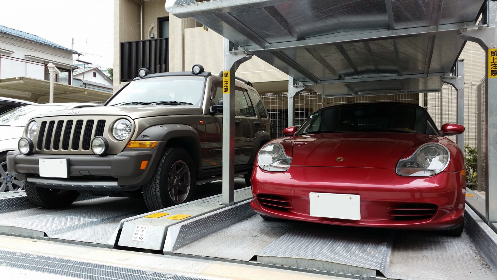 ▲2017年の我が家はこんな愛車状況。2018年は、どんな車と、どんな時間を過ごそうか……わくわく妄想中でございます！