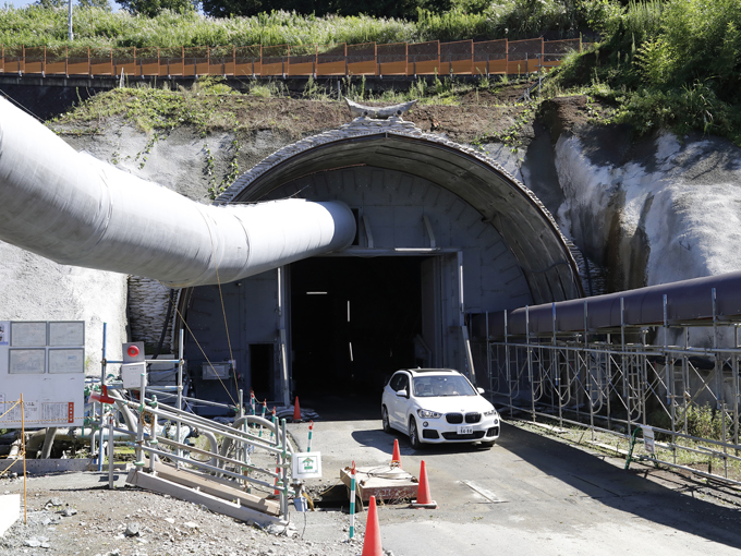 ▲こちらがが高取山トンネル。私たちは、西坑口側を見学させてもらいました