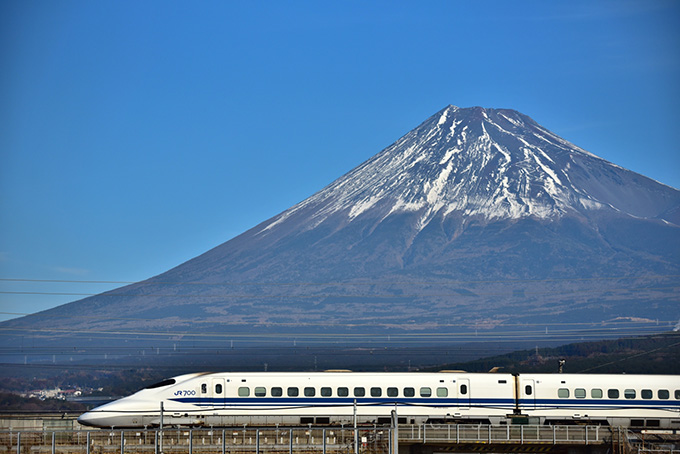 ▲東海道・山陽新幹線700系が営業運行を開始したのが1999年。そう聞くと、そんなに昔でもないような気が……