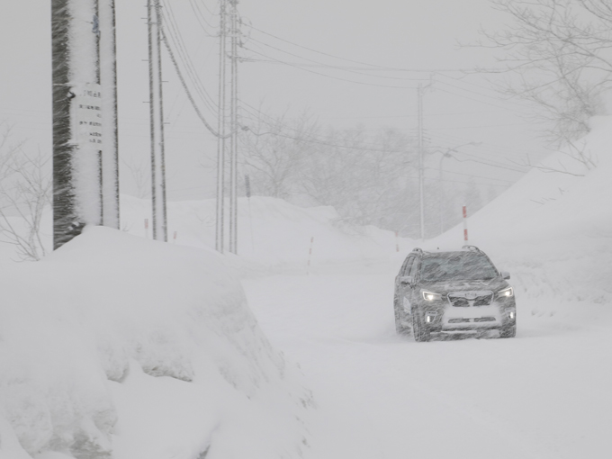 ▲銀山温泉に近づくにつれ、東京の人間にはまるで異次元ともいえるほど雪深くなる