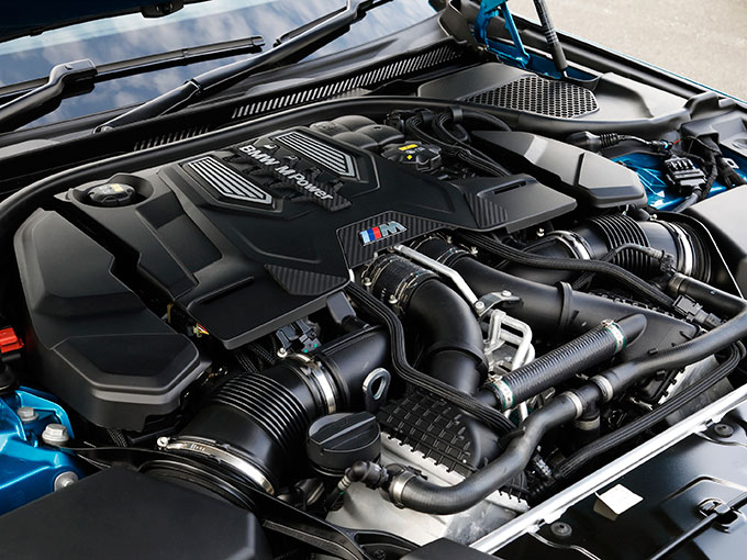BMW M5 エンジン