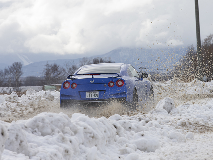 日産 GT-R