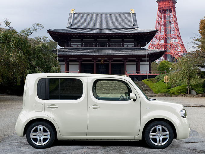 日産 キューブ