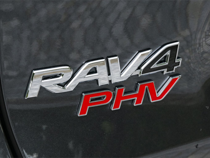 トヨタ RAV4 PHV