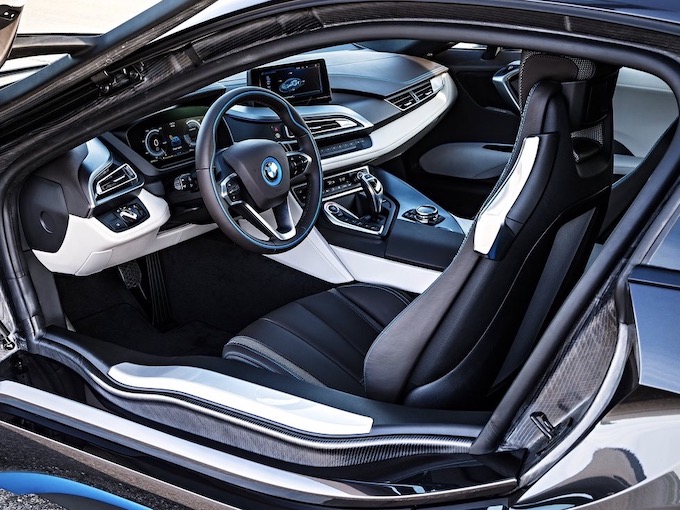 BMW i8