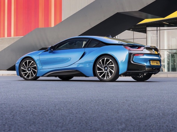 BMW i8