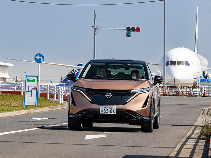 日産 アリア