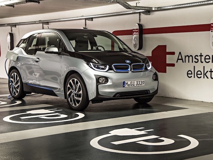 BMW i3