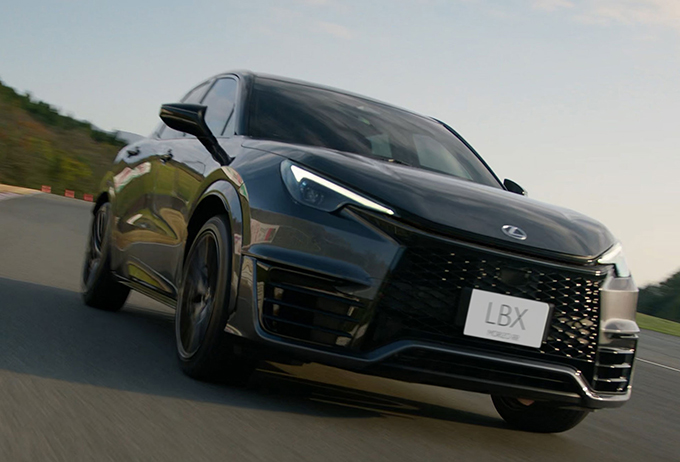 レクサス LBX（初代）