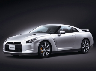 日産 GT-R｜ニューモデル速報